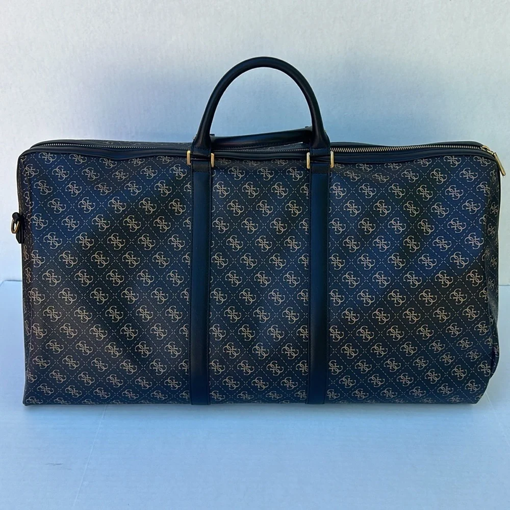New GUESS Large Logo Travel bag